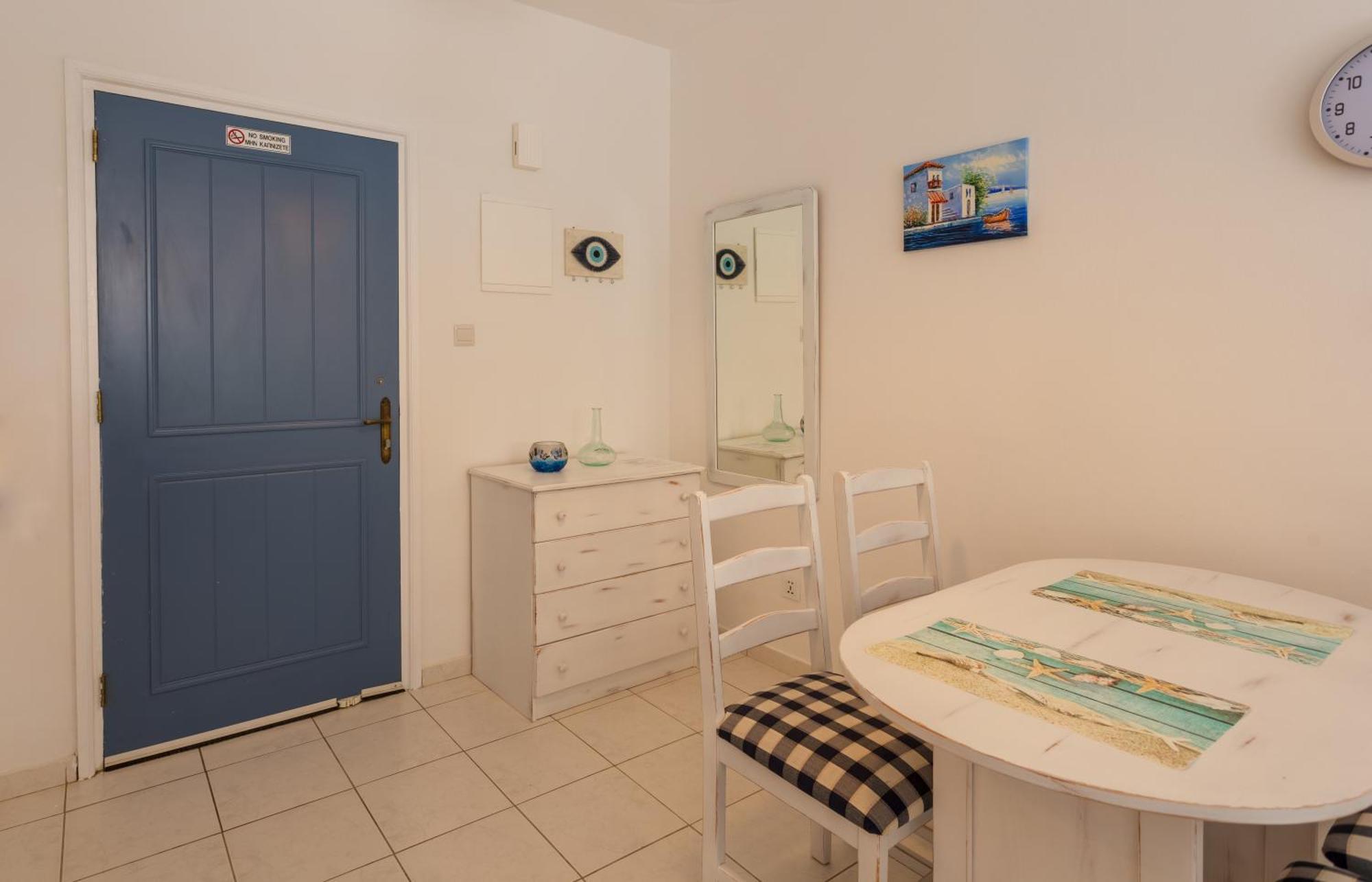 Regina Gardens Lovely Apartment Paphos Ngoại thất bức ảnh