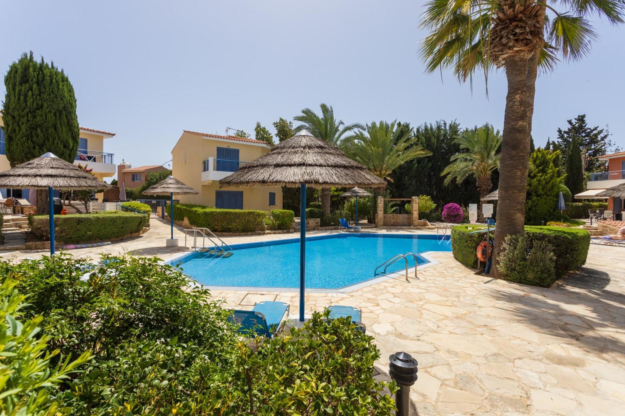 Regina Gardens Lovely Apartment Paphos Ngoại thất bức ảnh