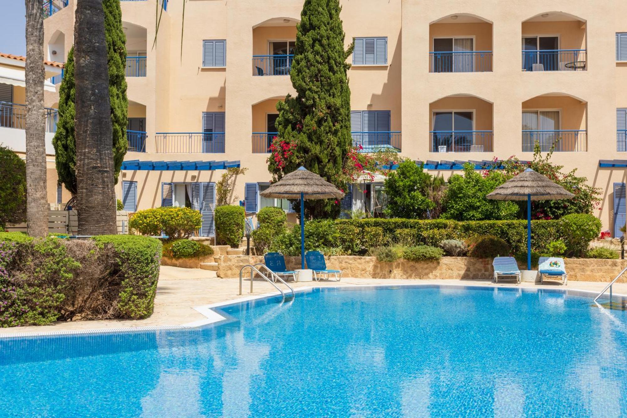 Regina Gardens Lovely Apartment Paphos Ngoại thất bức ảnh