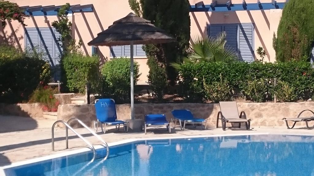 Regina Gardens Lovely Apartment Paphos Ngoại thất bức ảnh