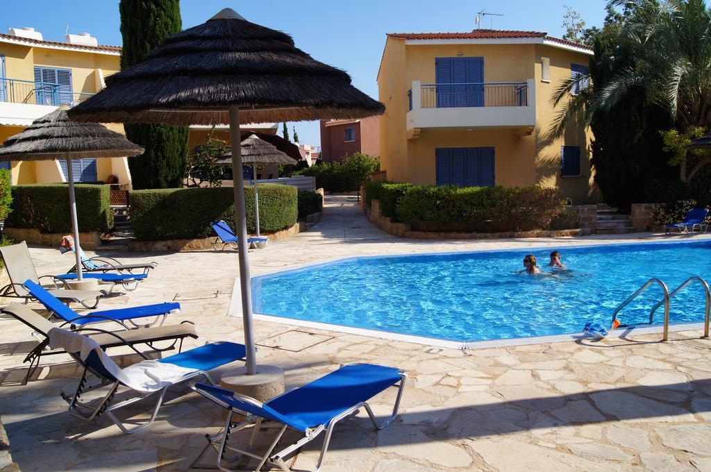 Regina Gardens Lovely Apartment Paphos Ngoại thất bức ảnh