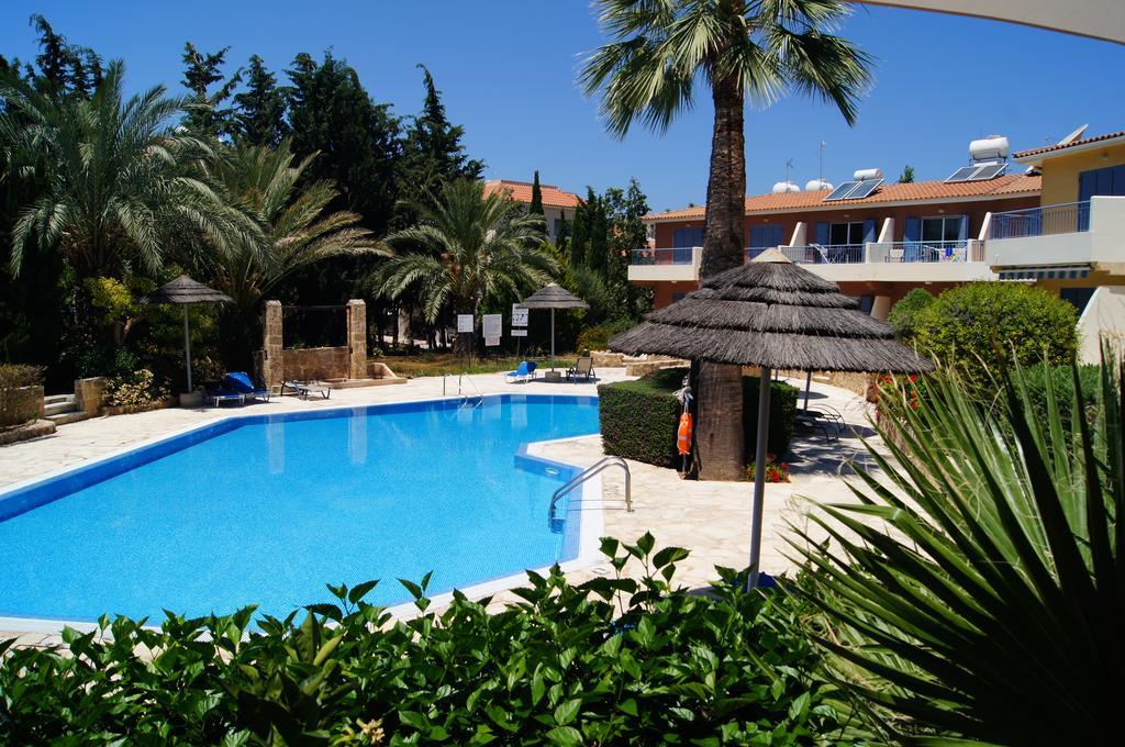 Regina Gardens Lovely Apartment Paphos Ngoại thất bức ảnh